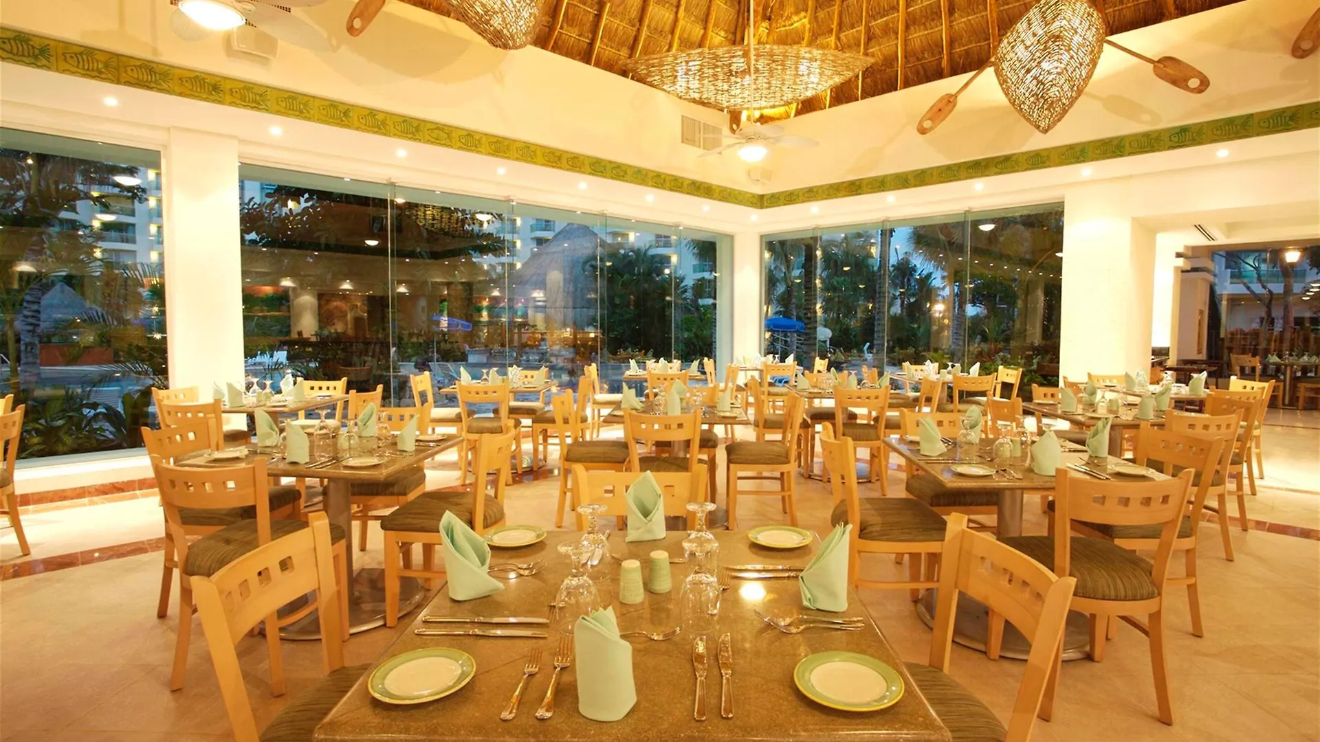 Resort Hotel Grand Park Royal Cozumel