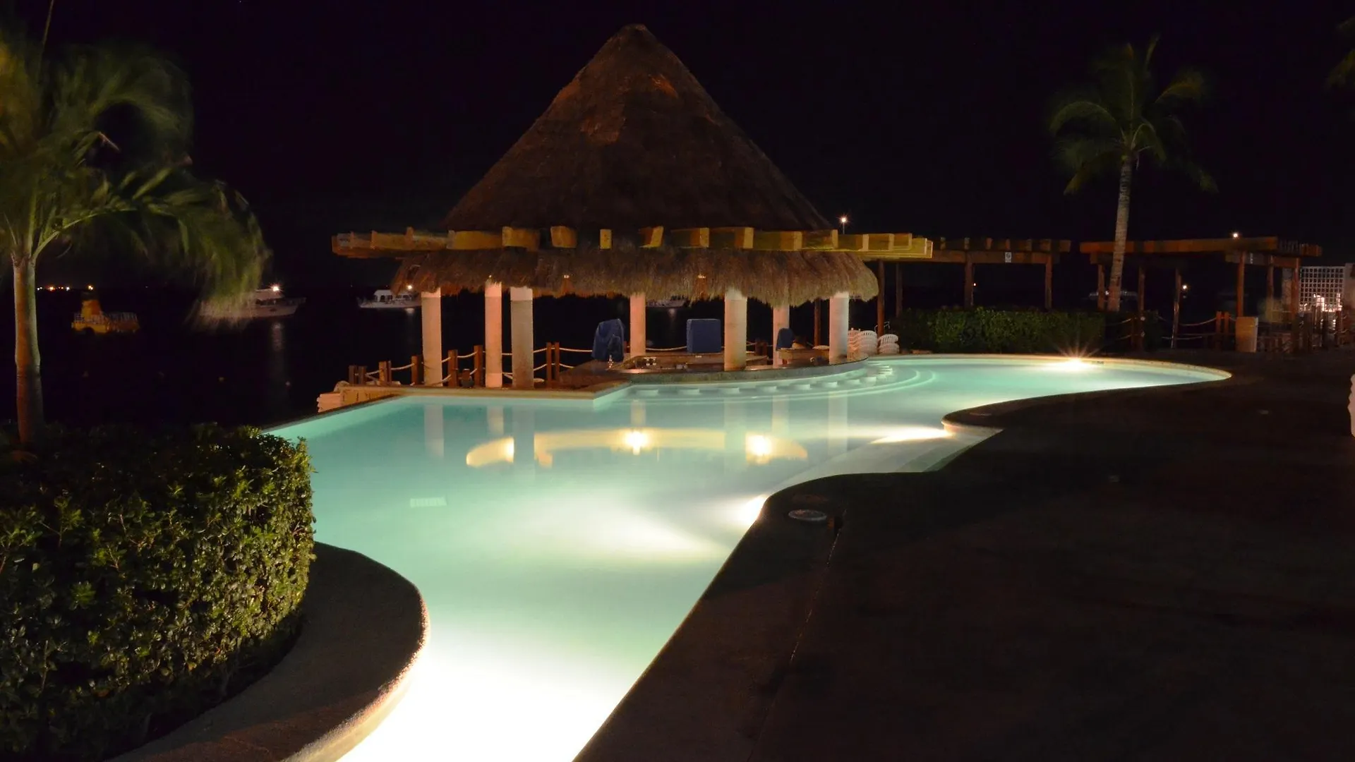Resort Grand Park Royal Cozumel Hotel