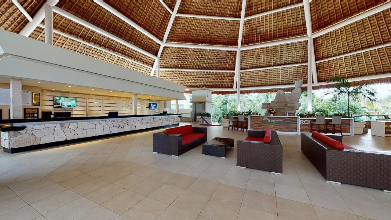 Grand Park Royal Cozumel Hotel Resort