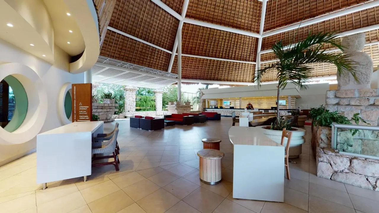 Grand Park Royal Cozumel Hotel Resort