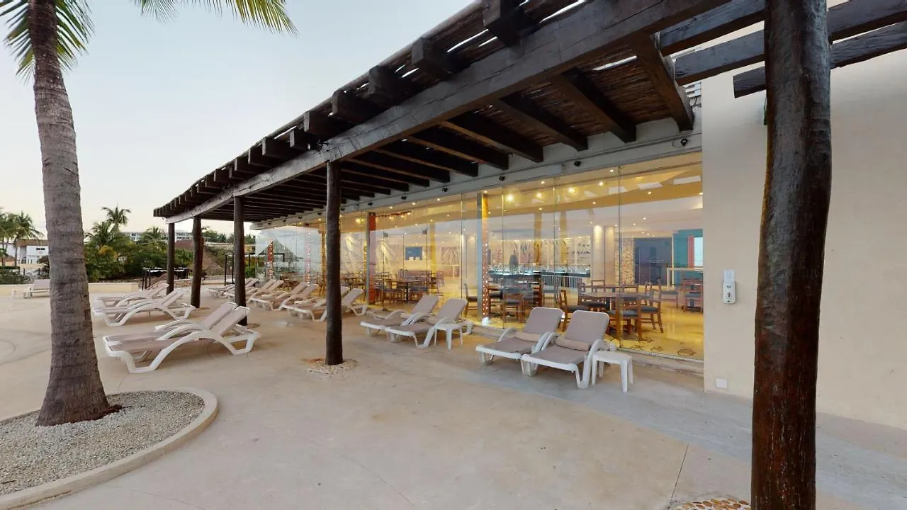 Resort Grand Park Royal Cozumel Hotel