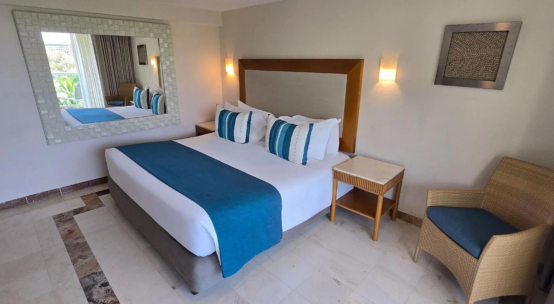 Grand Park Royal Cozumel Hotel Resort